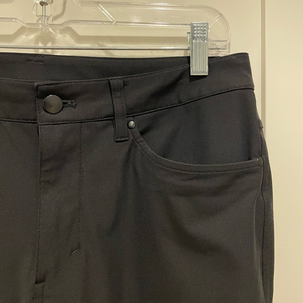 Men’s Lululemon ABC Slim Fit 5 Pocket Pant 32L Warpstreme Black Pants - Picture 2 of 4